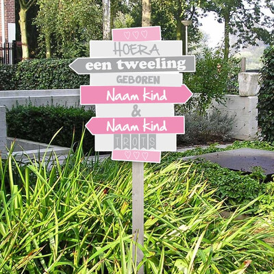 Geboortebord voor in de tuin wegwijzerbordjes meisjes tweeling